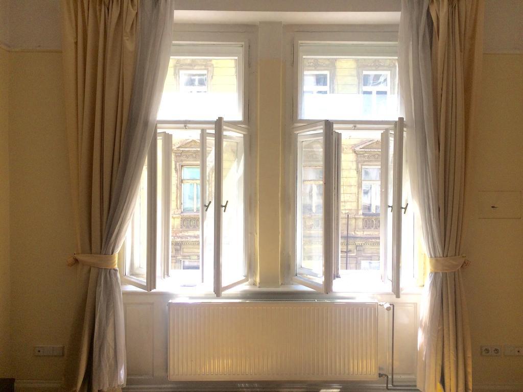 Historic Centre-Spacious Apartment Praga Zewnętrze zdjęcie